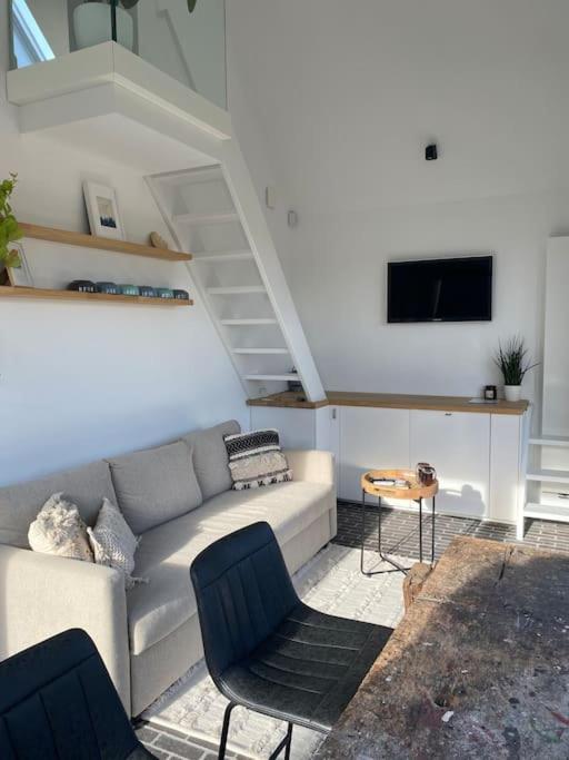 The Conservatory Cosy & Romantic Little House - Central Between Gent Antwerpen Brussel & Brugge 로케렌 외부 사진